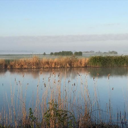 Benb Voorneputten Simonshaven Exterior foto